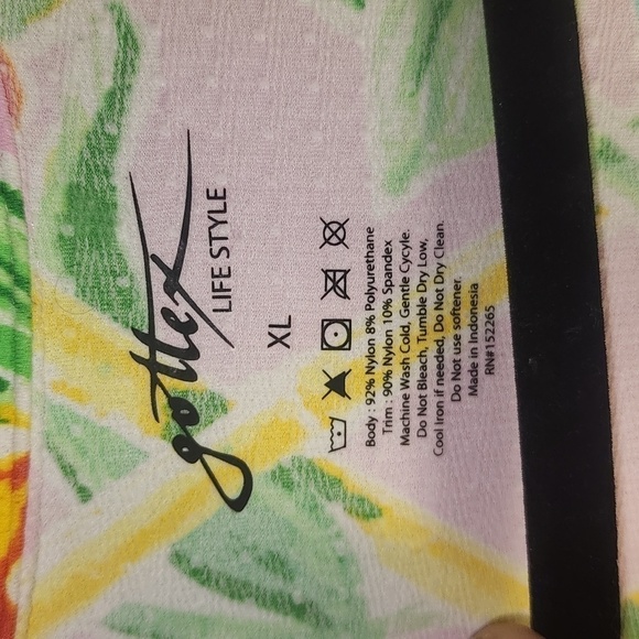 Gottex Lifestyle Size XL Top Pink Veranda Wicking UPF 50+ Antimicrobial - Picture 6 of 8